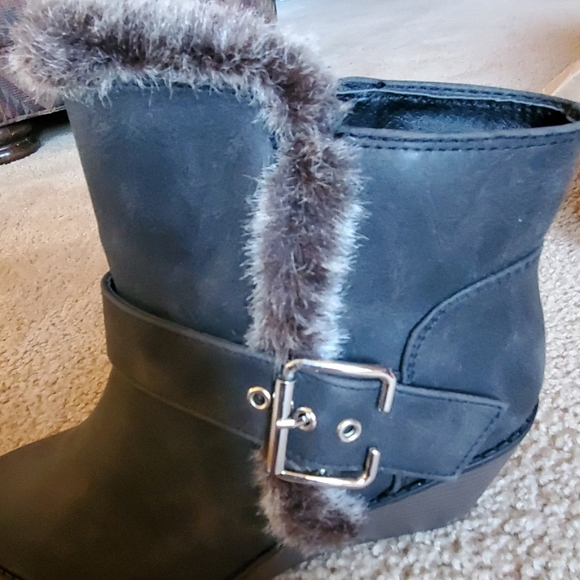 Womens wedge boots - Picture 2 of 8